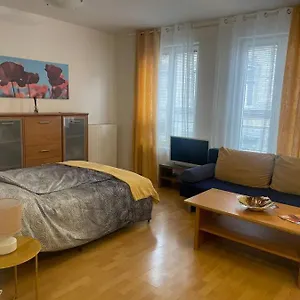 Close To Andrassy Avenue For 4 Persons Apartamento