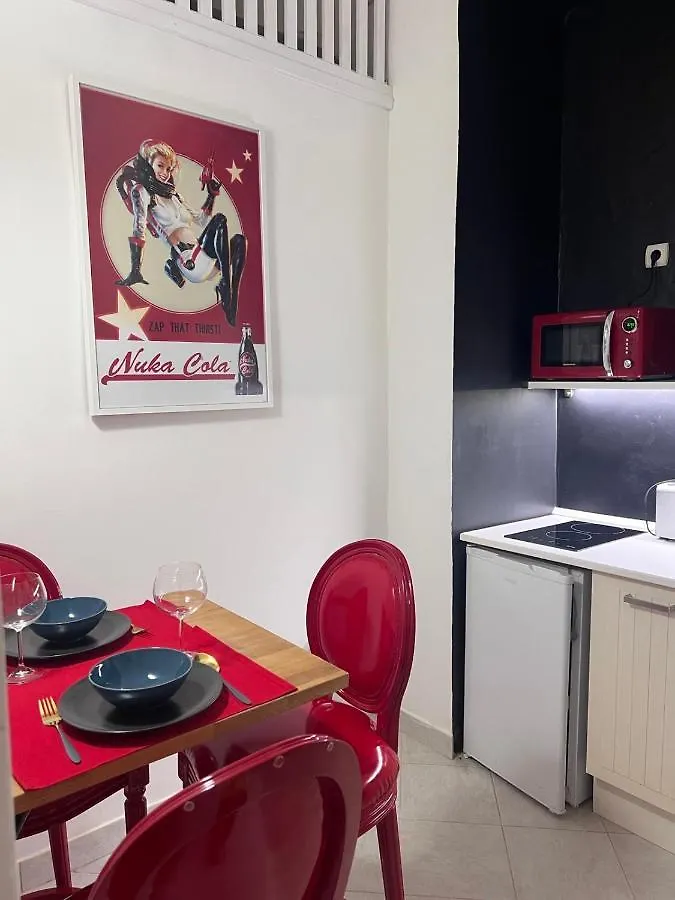 Little Cola Apartment In Dohany Street With Ac Budapest Hungría