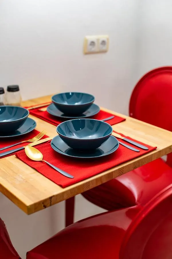 Little Cola Apartment In Dohany Street With Ac Budapest