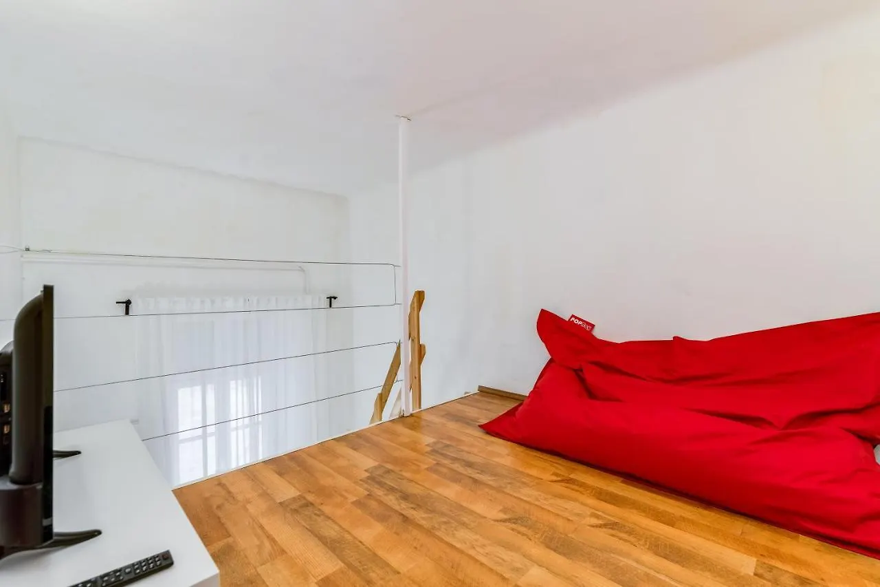 Little Cola Apartment In Dohany Street With Ac Budapest