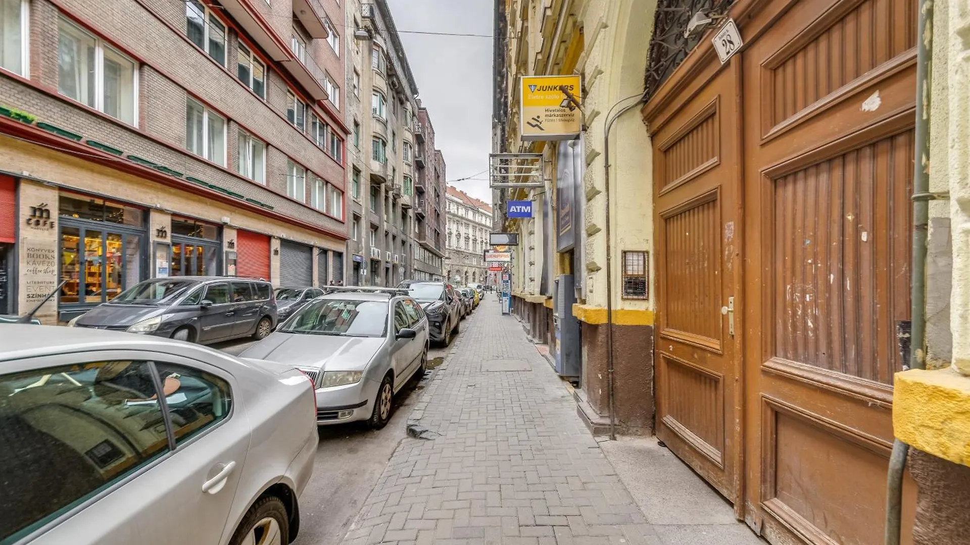 Little Cola Apartment In Dohany Street With Ac Budapest